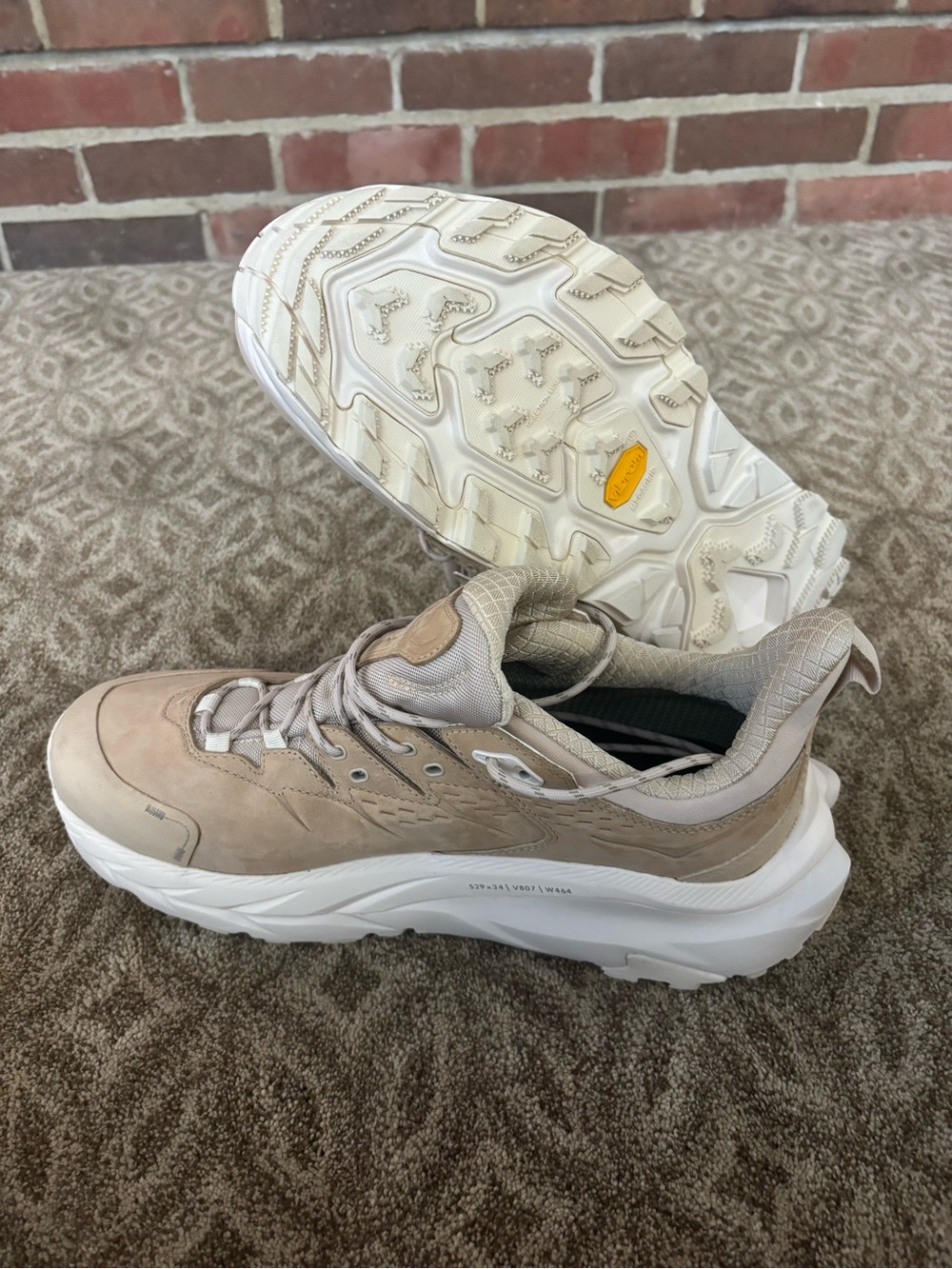 Hoka One One Kaha 2 low GTX gore-Tex oak beige hiking shoe - Picture 6 of 11